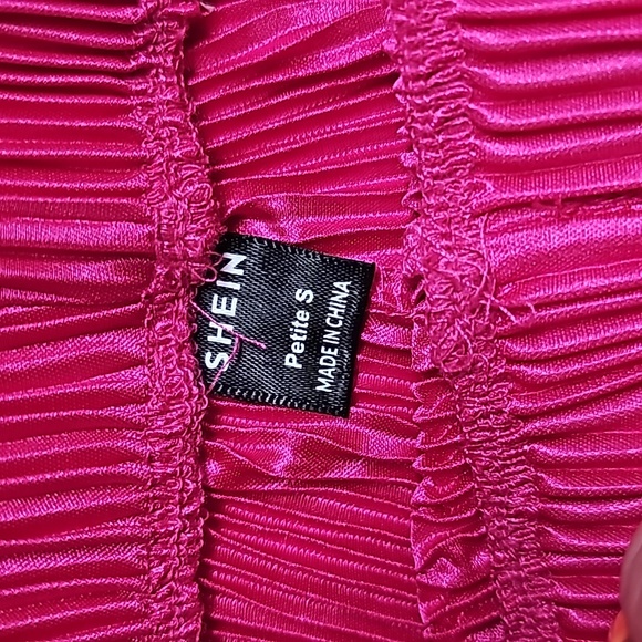 Hot Pink shorts - Picture 3 of 4